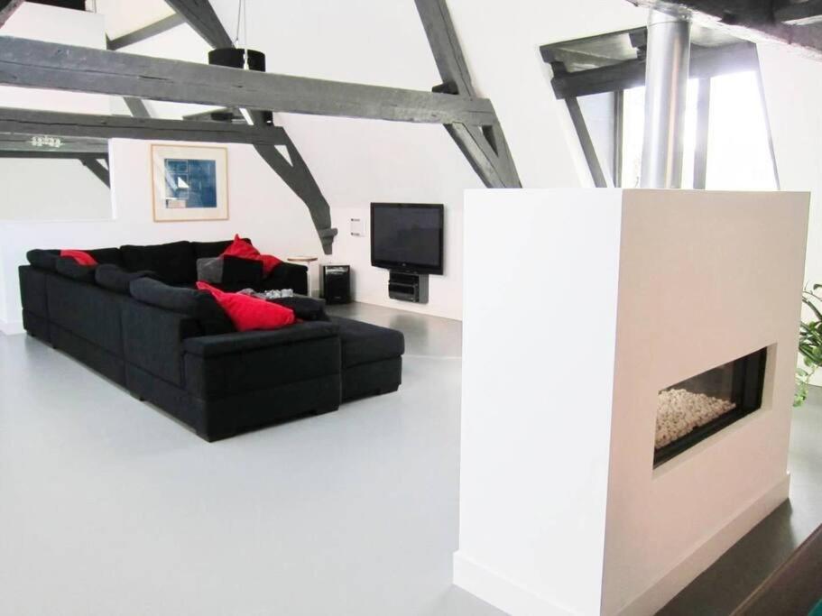 Verrassende Loft Bnb Centrum Middelburg มิดเดิลบวร์ก ภายนอก รูปภาพ